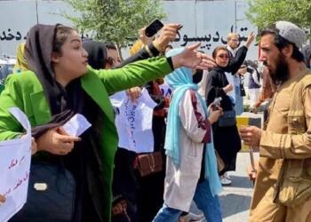 Taliban’a direnen kadınlardan ‘Rojava’ya: Ortak platformlar oluşturabiliriz