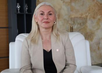 CHP İlçe Başkanı: Siyaset kadınlarla adil olacak