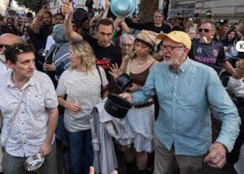 Britanya’da ‘Sizin Partiniz’ heyecanı