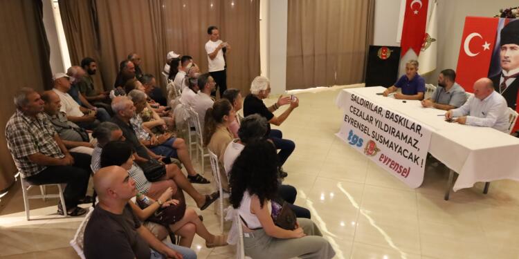 Evrensel gazetesine saldırı protesto edildi