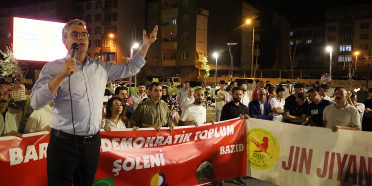 Bazîd’de Barış ve Demokratik Toplum Şöleni