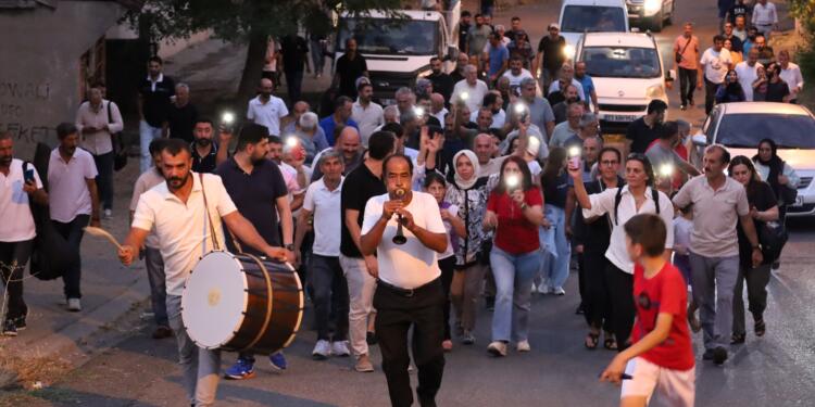 On binler şölenlerde bir araya geldi: Devlet de bir an önce adım atsın