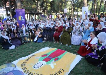 Kadınlar ‘Barış Kürsüsü’ kuracak