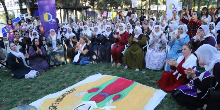 Kadınlar ‘Barış Kürsüsü’ kuracak
