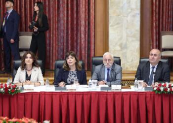 Komisyondan somut öneriler gelmeye başladı