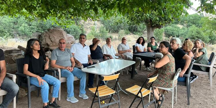 31 yıl sonra tahliye olan Gülten Akgül’e ziyaret