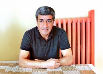 Tutsak Zeki Bayhan’ın ‘Tecridin 7 penceresi’ mektubu 3 dile çevrildi