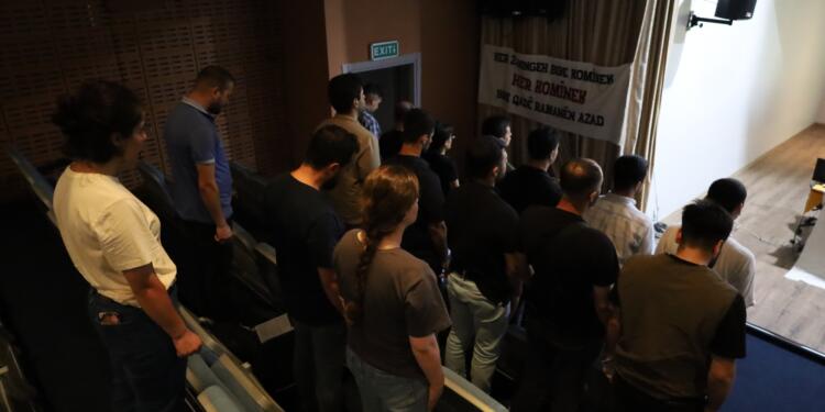 Gençlerden çalıştay: Demokratik toplum manifestosu özgürlüğün perspektifini sunuyor