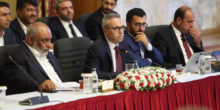 ‘Öcalan ile görüşmek komisyonu hızlandıracaktır’