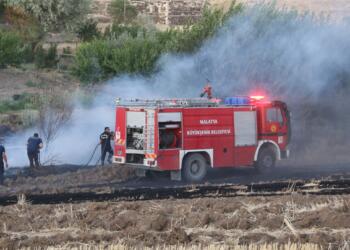Meletî’de yangın: Yurttaşlar TEDAŞ’ı sorumlu tuttu