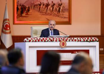 Numan Kurtulmuş: Komisyon çözümün meşru adresidir