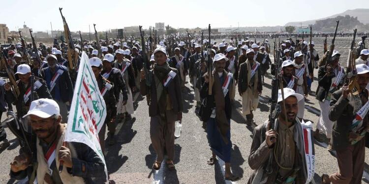 Husiler İsrail’e hava saldırısı düzenledi