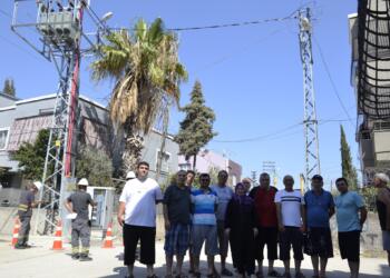 Adana’nın iki mahallesi günlerdir elektriksiz