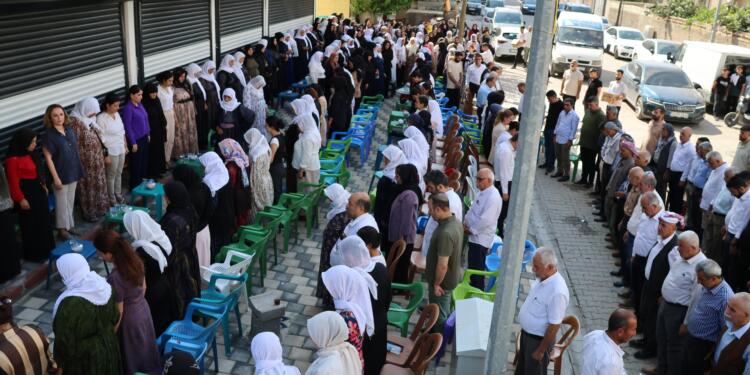 HPG’li Karagöl ve Aydoğmuş’un taziyesine kitlesel ziyaret