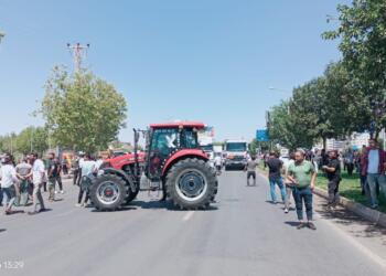 Elektrik kesintisine karşı yol kapattılar
