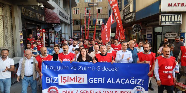 İşten çıkarılan işçilerin eylemi sürüyor: Kayyımcı anlayışı kabul etmiyoruz