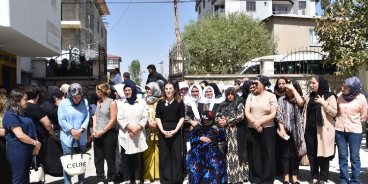 Edibe Özel’in taziyesi ziyaret edildi: Dosyanın takipçisi olacağız