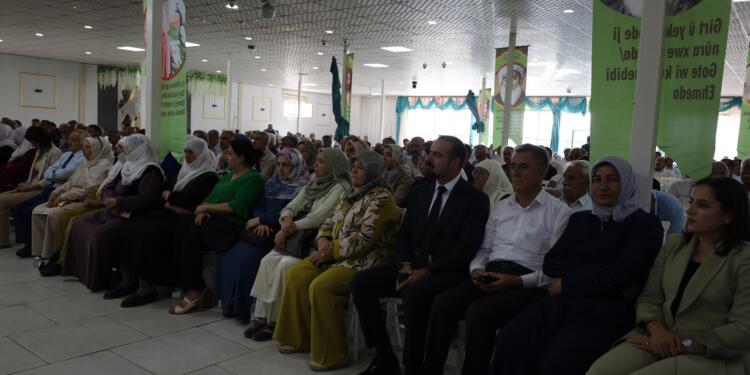 Wan’daki panelde ‘Medine Sözleşmesi ve Barış Süreci’ tartışıldı