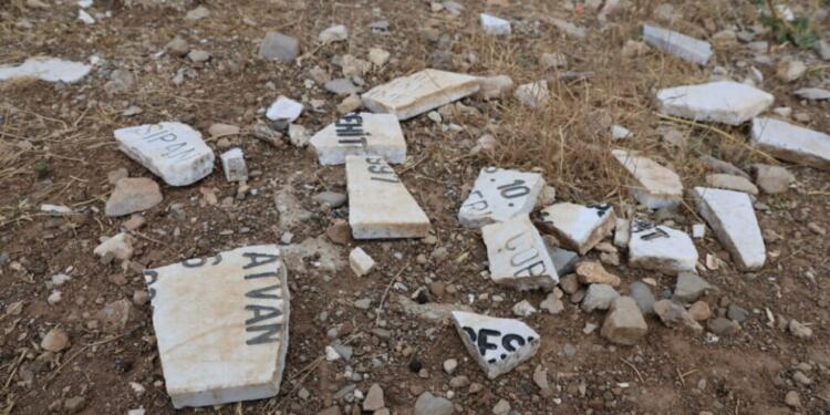 Herekol’da mezarlık yok edildi: Barış ölüye saygıyla başlar