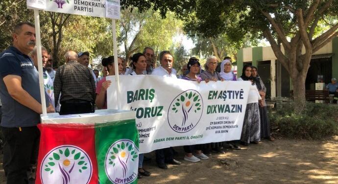Yüreğir’de ‘barış’ için imza kampanyasının startı verildi