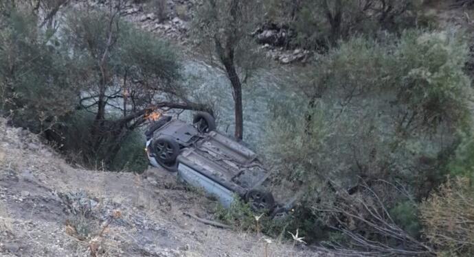 Erzingan’a görüşe giden aile kaza geçirdi