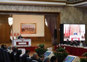 Komisyon bu hafta düşünce kuruluşlarını dinleyecek