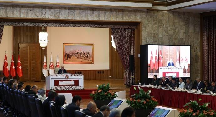 Komisyon bu hafta düşünce kuruluşlarını dinleyecek