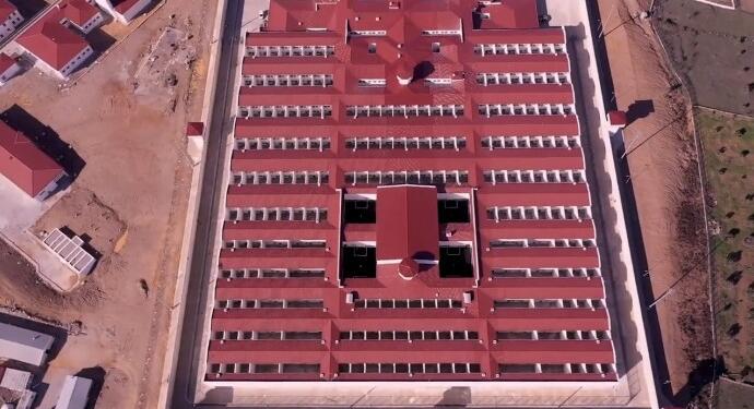 Tutsak Özsöğüt’ten ‘Kuyu Tipi’ cezaevleri için dayanışma çağrısı