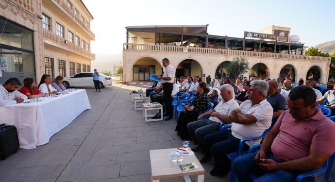 Kayyım atanan meclis üyelerinden toplantı: Krediler nereye harcandı?