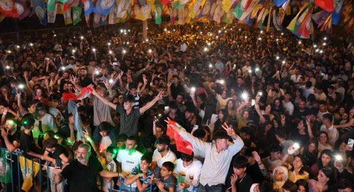 Hezexli gençler şölende buluştu