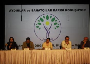 Aydın ve sanatçılar süreci tartıştı: Sivil bir muhalefet oluşturulmalı