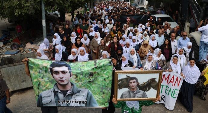 Yavuz’un taziyesine kitlesel ziyaret: Gençlere örnek oldu