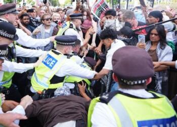 Filistin eylemine saldırı: 150 gözaltı