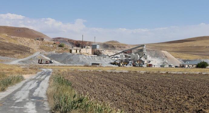 Wan’ın her yerinde eko-kırım: Madencilik büyük tehlike oluşturuyor