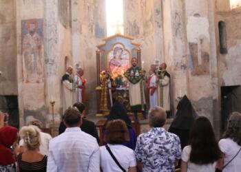 Akdamar Adası’nda 13’üncü ayin gerçekleştirildi