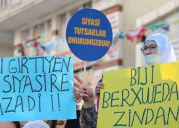 ÖHD’li Akbaş: Sürecin ilk adımı tutsakların serbest bırakılması olmalı