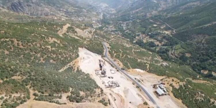 Taş ocağı ve dinamitlerle Şemzinan doğası yok ediliyor