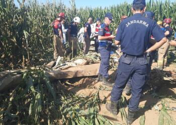 İzmir’de eğitim uçağı düştü