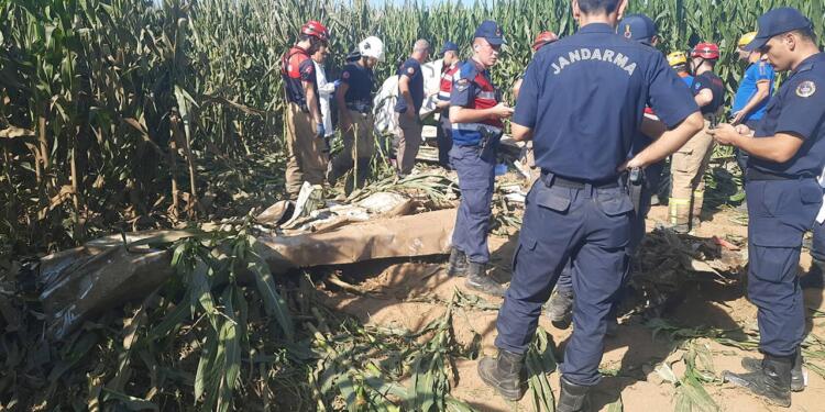 İzmir’de eğitim uçağı düştü