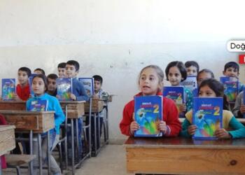 Rojava: Anadille geleceğe yürüyüş