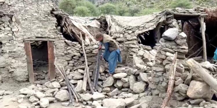Afganistan’da depremin bilançosu ağırlaşıyor