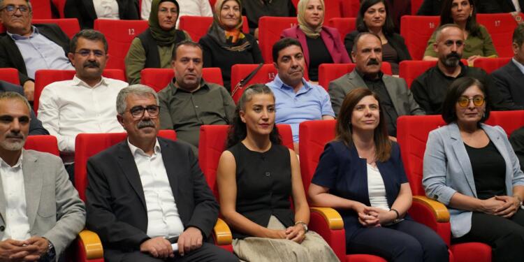 GABB Meclis Toplantısı yapıldı: Kayyım atanan belediyeler iade edilmeli