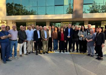 Eş genel başkanlar İsmail Beşikçi’yi ziyaret etti