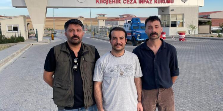 Gazeteci Yalçın tahliye edildi