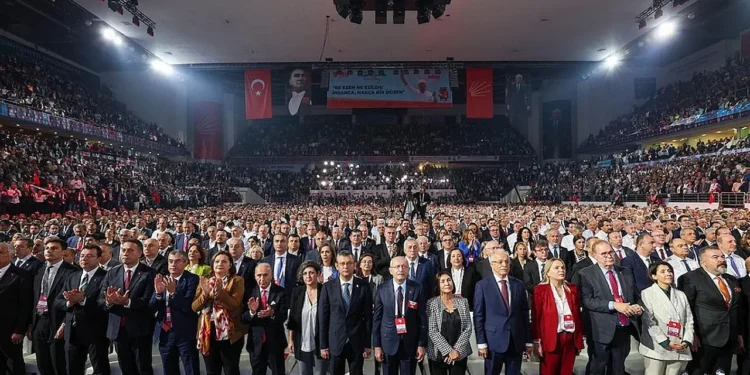 CHP Kurultay Davası ertelendi: Kayyım talebi reddedildi