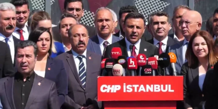 CHP il başkanları İstanbul’da: Partimiz 300 gündür saldırı altında