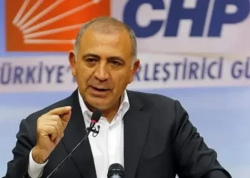 CHP, Gürsel Tekin’den savunma istedi