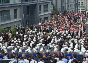 CHP İstanbul İl Başkanlığı’nda 10 gözaltı