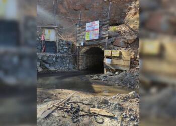 Denizli’de maden ocağında göçük altına kalan 2 işçiye hala ulaşılamadı