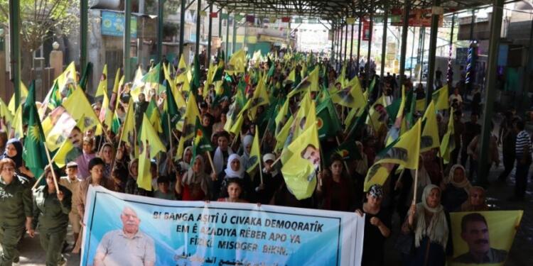 Kobanê’de Abdullah Öcalan’ın özgürlüğü için yürüyüş yapıldı